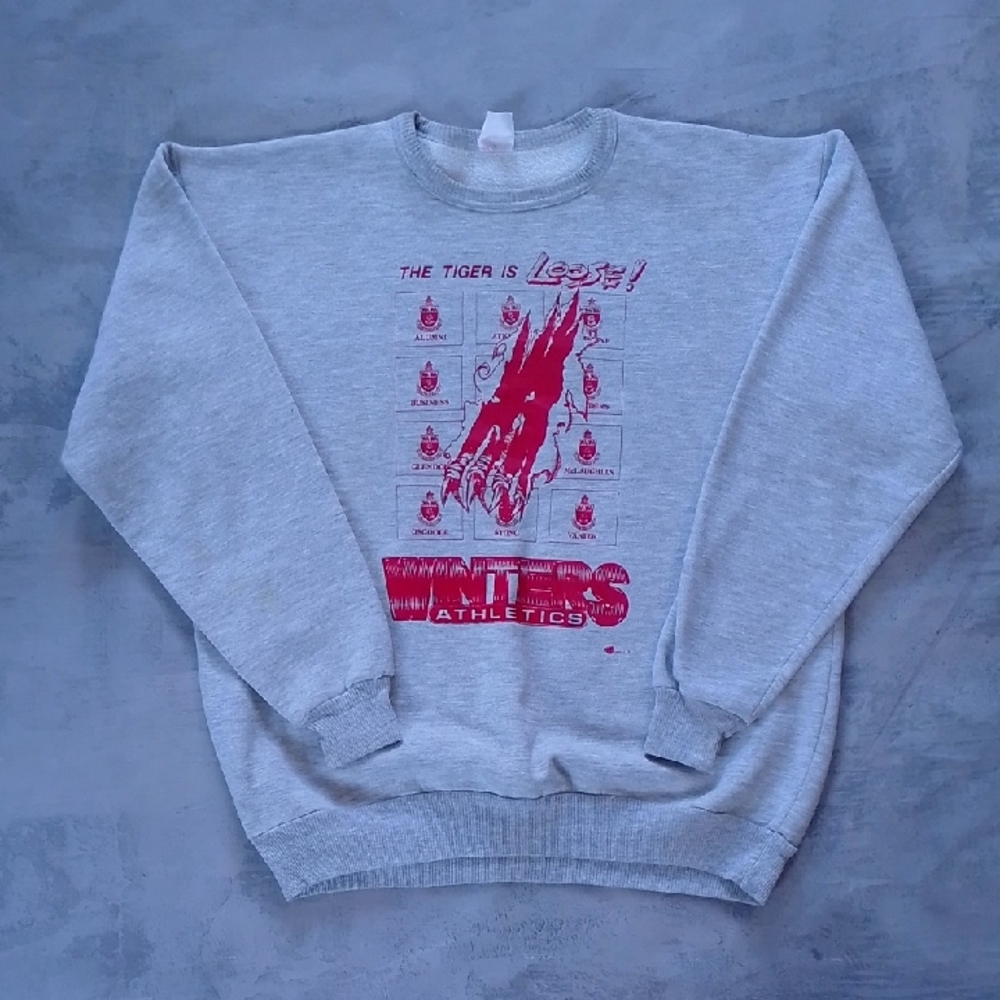 Vintage 1996 THE TIGER IS LOOSE WINTER ATHLETICS CREWNECK SWEATER
